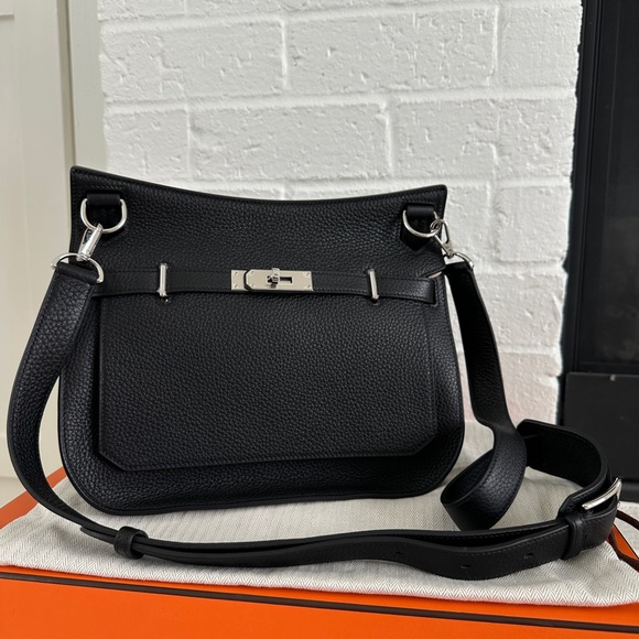 NEW Authentic Hermes Jypsiere 28 Noir + Receipt - Picture 1 of 12